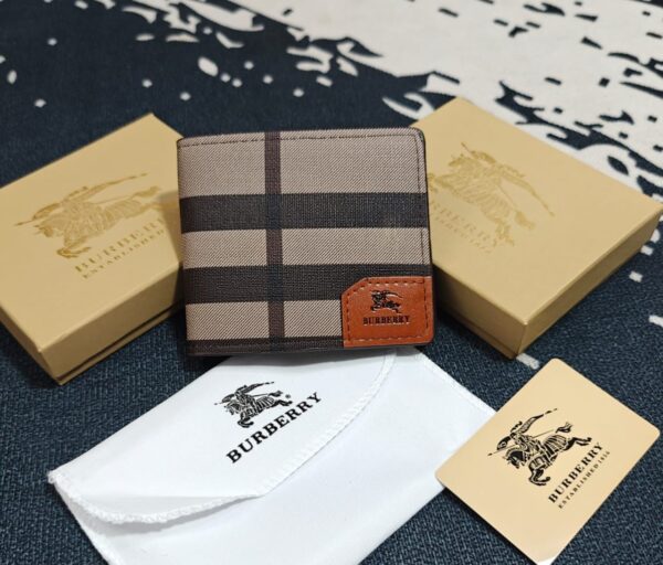 BIG BRANDS MENS WALLETS AND BELTS (VISIBLE IN IMAGE
