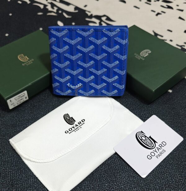 BIG BRANDS MENS WALLETS AND BELTS (VISIBLE IN IMAGE