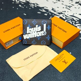BIG BRANDS MENS WALLETS AND BELTS (VISIBLE IN IMAGE