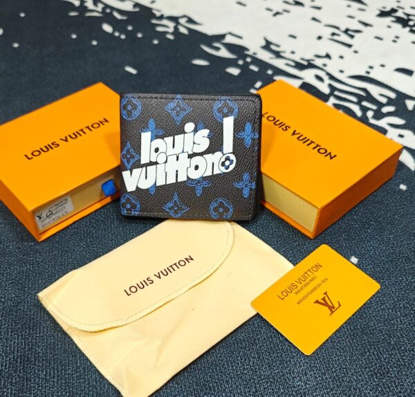 BIG BRANDS MENS WALLETS AND BELTS (VISIBLE IN IMAGE