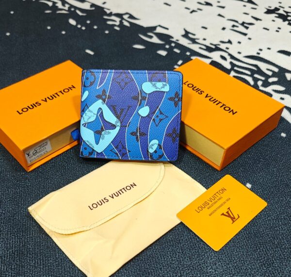 BIG BRANDS MENS WALLETS AND BELTS (VISIBLE IN IMAGE